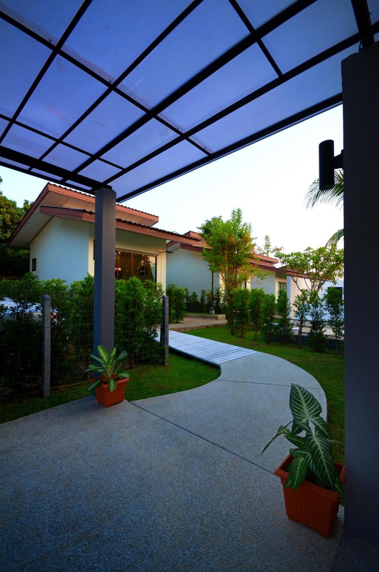 The Fusion Resort Hotel Chalong Esterno foto