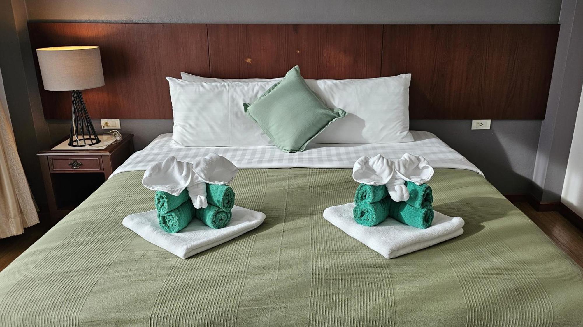 The Fusion Resort Hotel Chalong Esterno foto